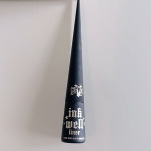 Kat Von D Ink Well Eyeliner Matte Long Wear Shade Black Unboxed